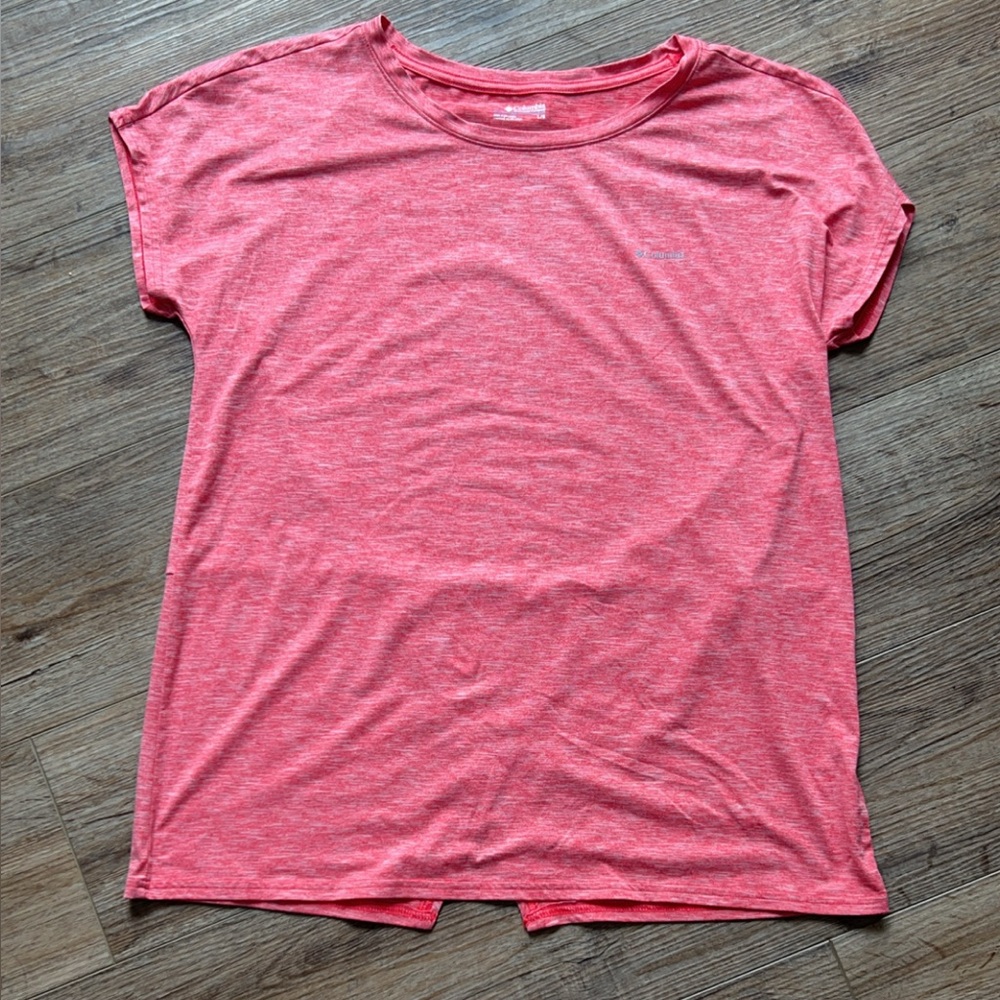 Women's athletic shirt